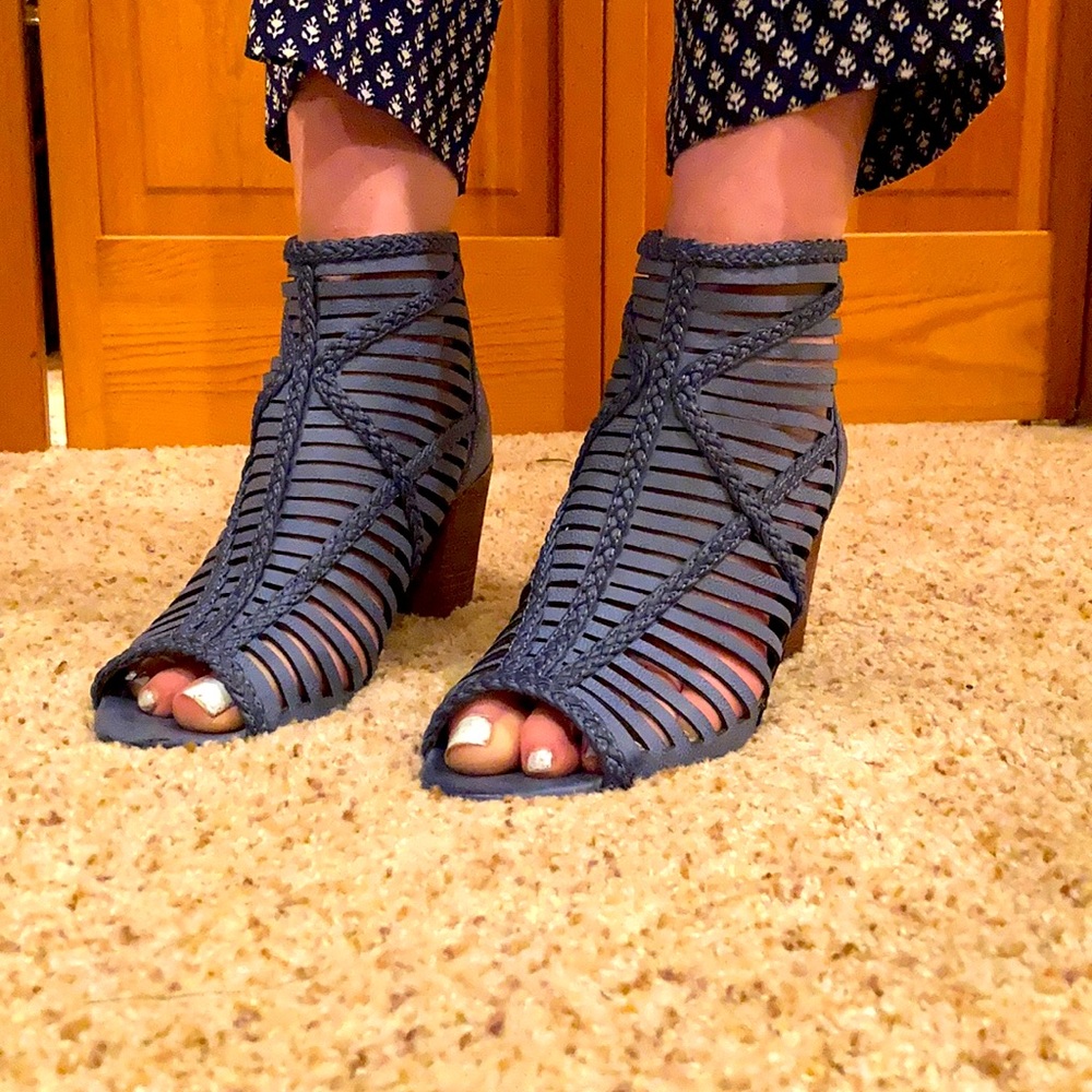 Super cute blue sandal booties